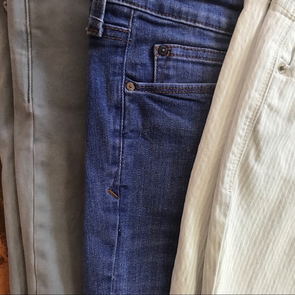 3 Pak GAP1969 & Rockstar jeans EUC - Picture 3 of 5